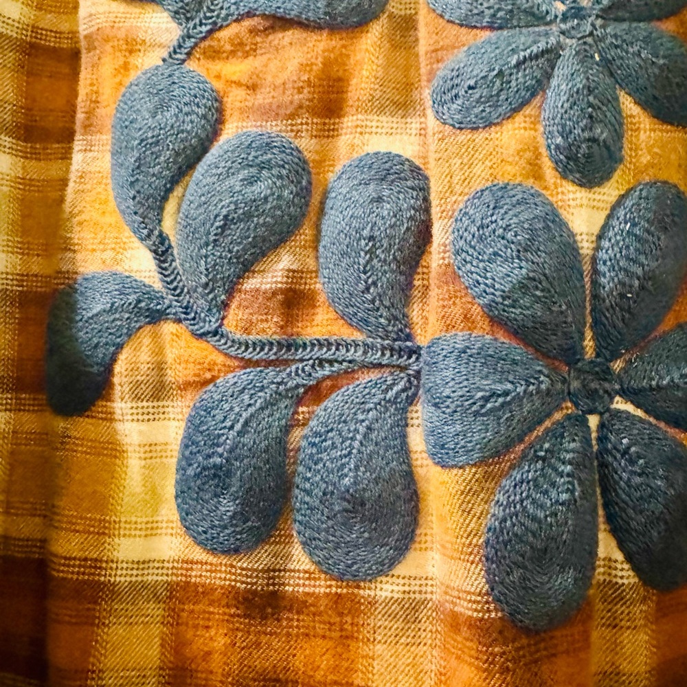 Ivy Jane plaid floral embroidered flannel shirt - Picture 3 of 6